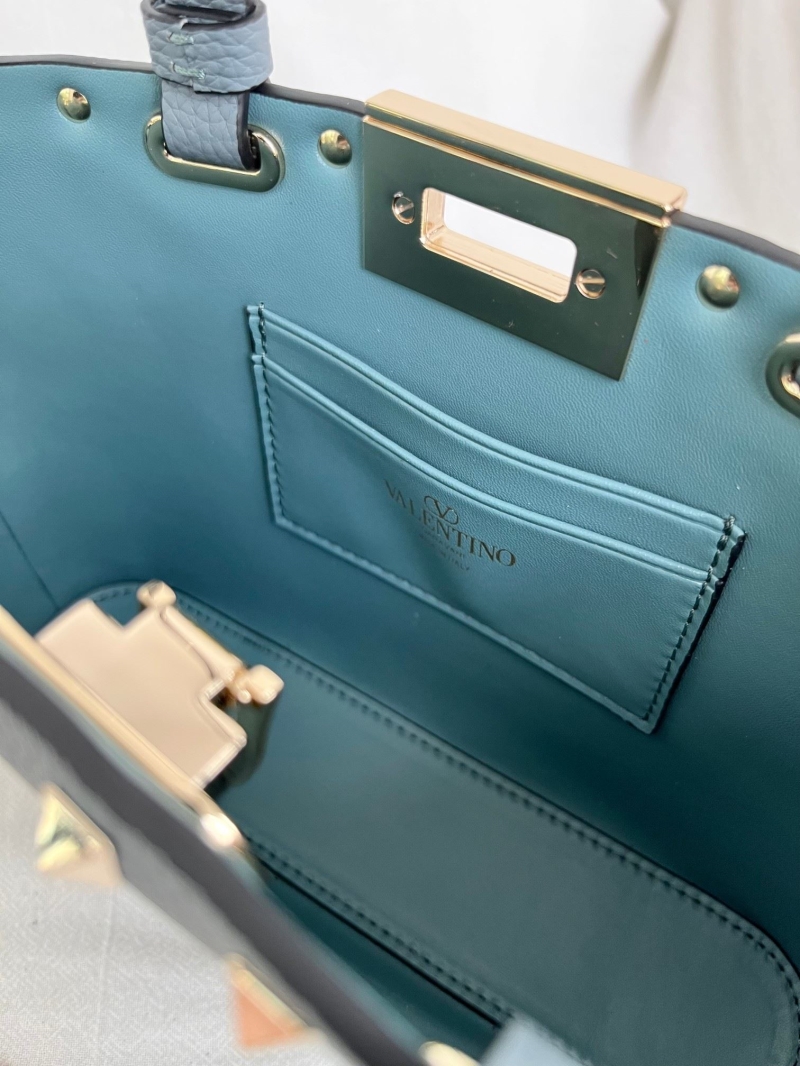 Va1e*ntin0 top handle bag